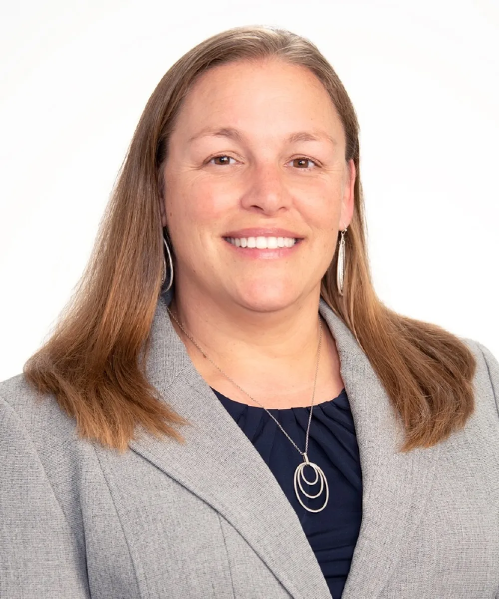 Joanna Thompson | Client Service Director | Castle Wealth Group